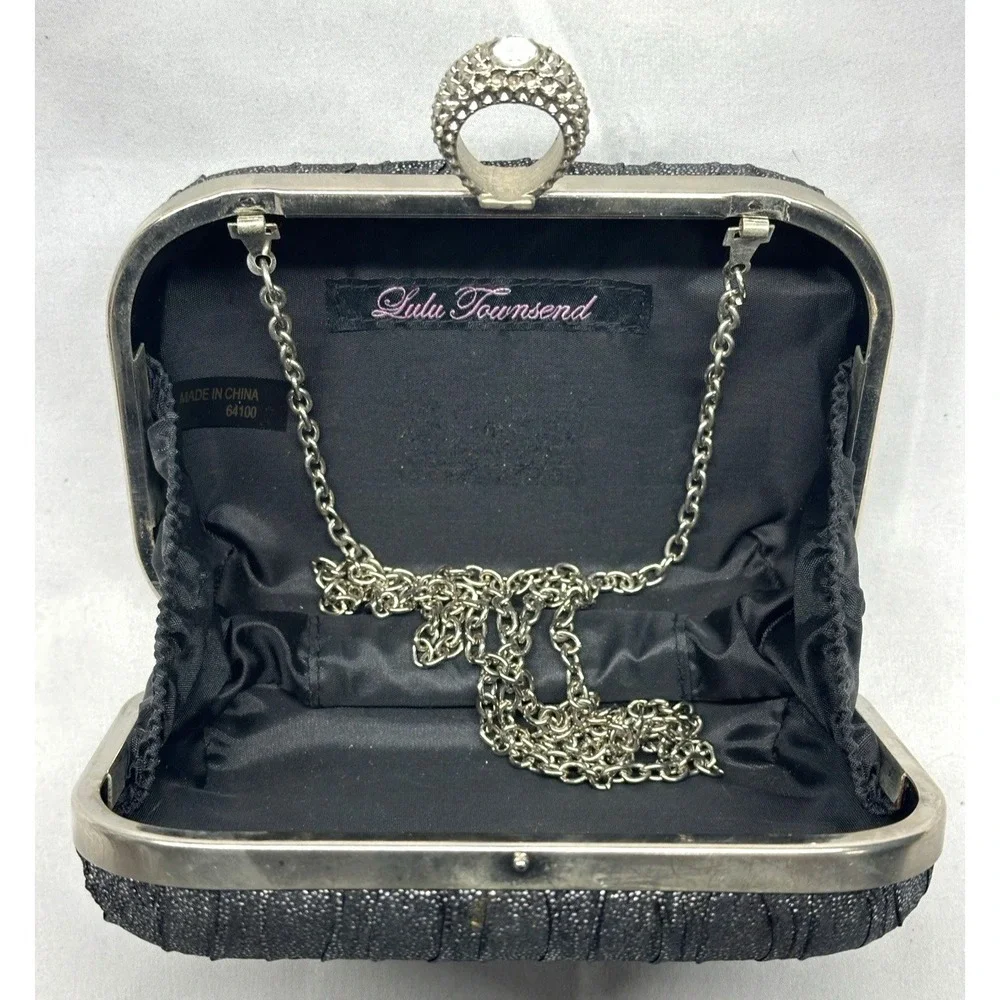 Sparkly Clutch Purse Faux Rhinestone Ring Closure Silver Chain Shoulder Strap‎